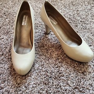 Women's leather heels size 7